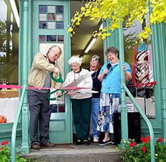 Ribbon cutting at the grand opening of the Common Cents thrift Shop